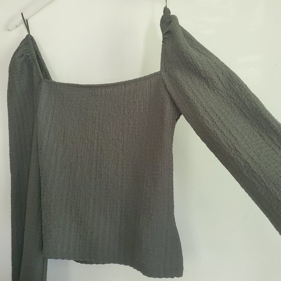 Small Express One Eleven Green Square Neck Ribbed Blouse - Picture 2 of 4